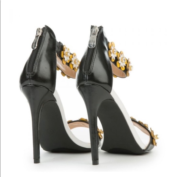 CAPE ROBBIN SUZZY HEEL - Picture 3 of 4